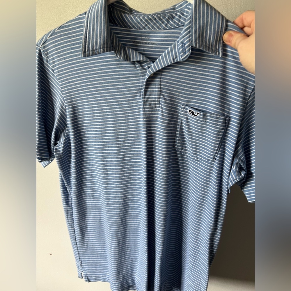 Vineyard vine boys shirt